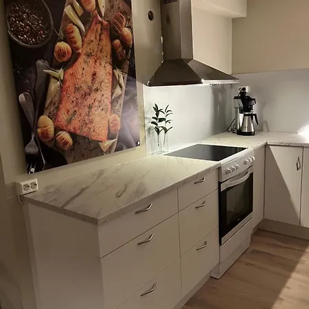 Lena Tromsø Kvaloya