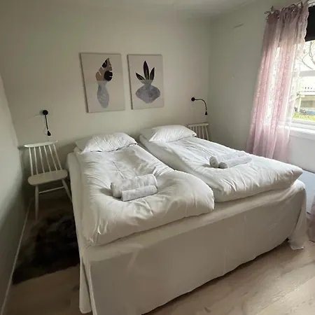 Lena Tromso * Kvaloya